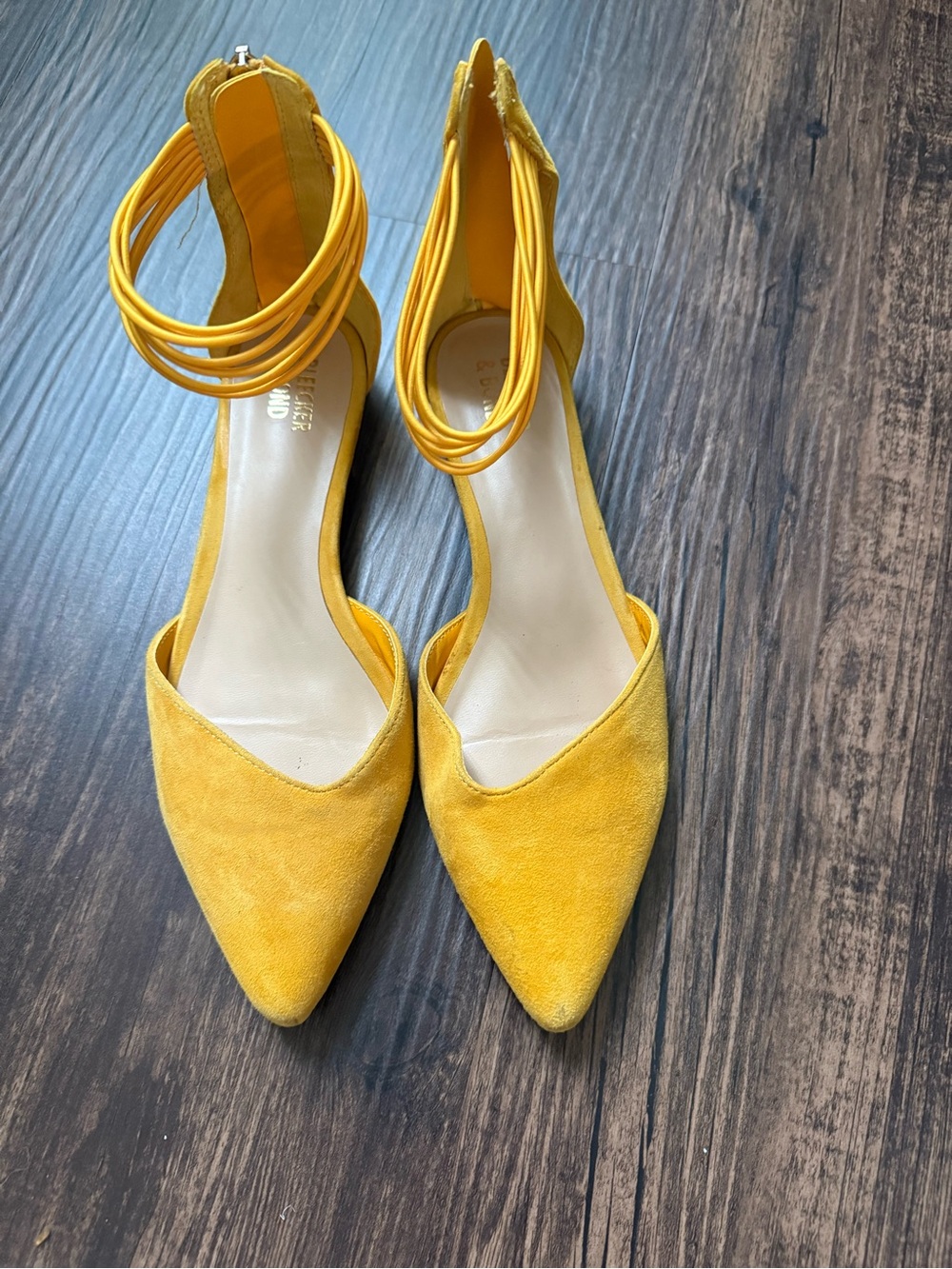 Pointed-Toe Yellow Ankle-Strap Flats -Size 7